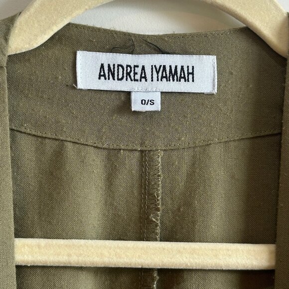 Andrea Iyamah Gamba Robe - Picture 2 of 5